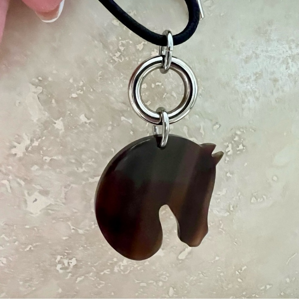 Hermès Cord & Horn Horse
Pendant Necklace - Picture 2 of 9